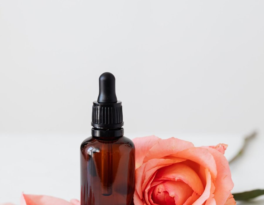 Quality perfumes and cosmetics trading
